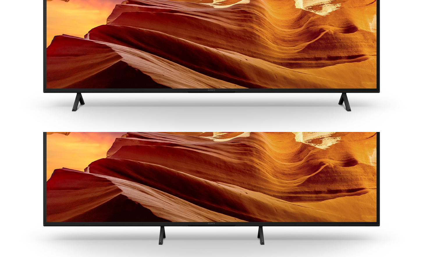 Kaksi kuvaa televisioista, ylemmässä jalustan asento on leveä ja alemmassa kapea, ruuduissa näkyy kuvakaappaukset kallioisista maisemista